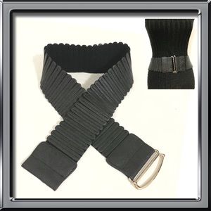 NWOT Bandage Hook Belt
